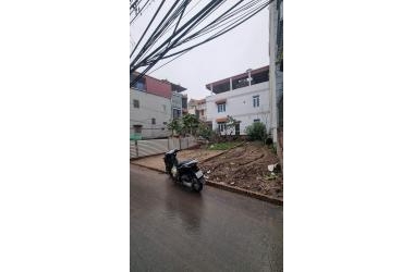 Bán 46m đất ngõ 341 đường Xuân Phương mt 4.6m 1.95 tỷ đất vuông đẹp ô tô, ngõ thông Nam Từ Liêm